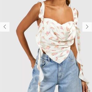 Boohoo FLORAL SATIN RUFFLE CORSET